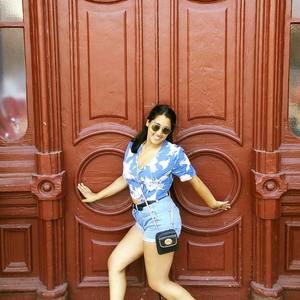 Meet your Posher, Jenna